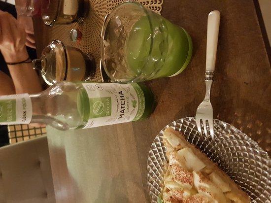 Happiness Cafe & Bar